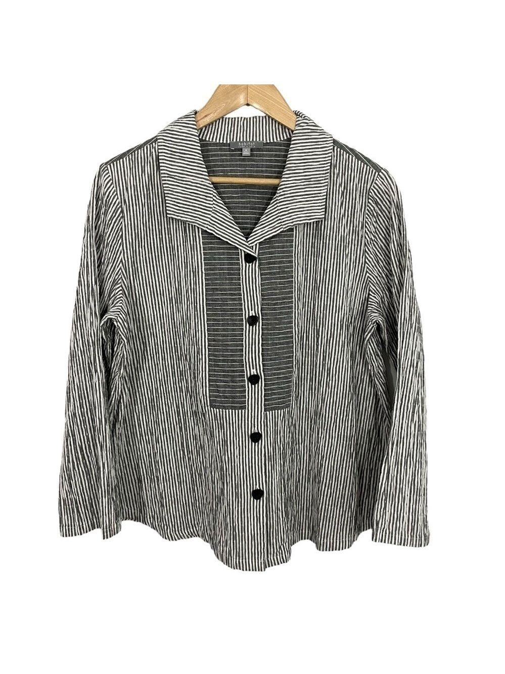 Habitat Button Front Shirt Sz M Grey Textured Top Casual Stretch Blouse EUC